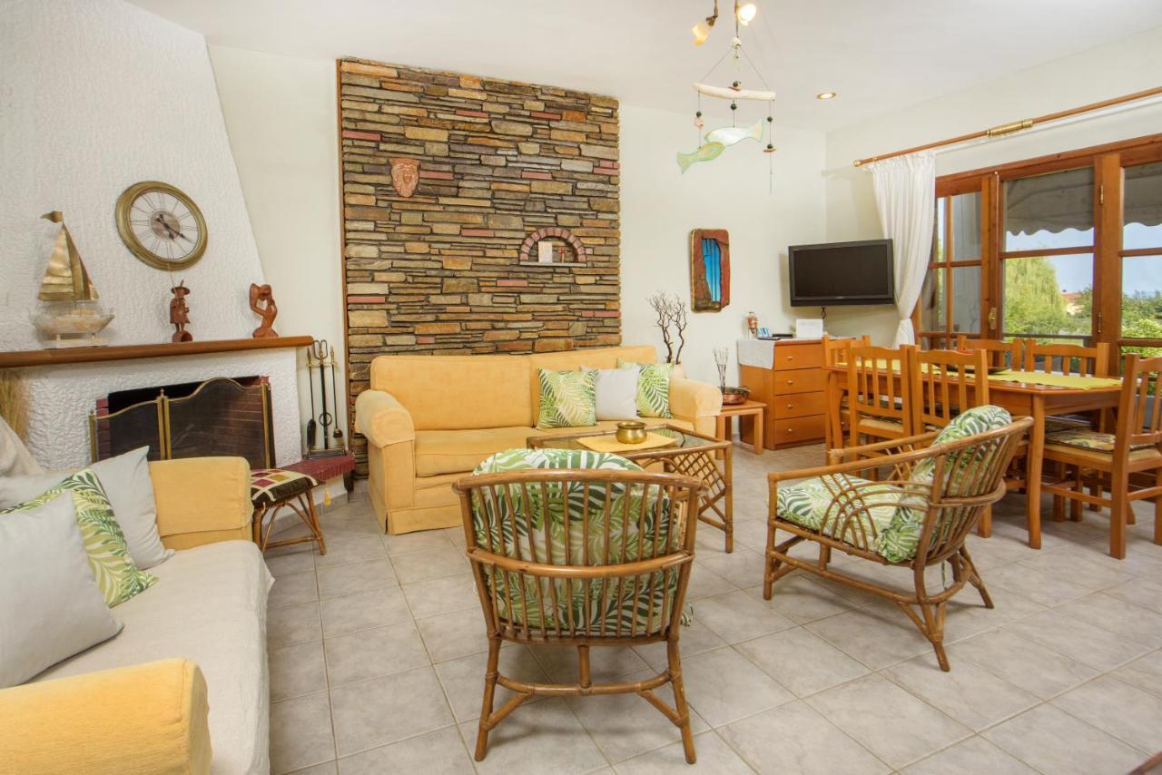Villa Palmera Ierissós Exteriér fotografie